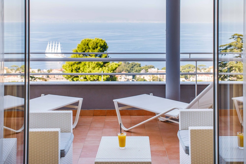 Art Hotel Gran Paradiso — Attractions in the area in Sorrento, Campania
