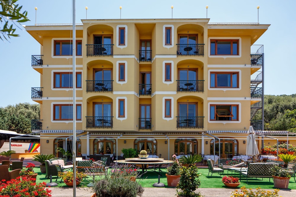 Johanna Park Hotel - zdjęcie 4