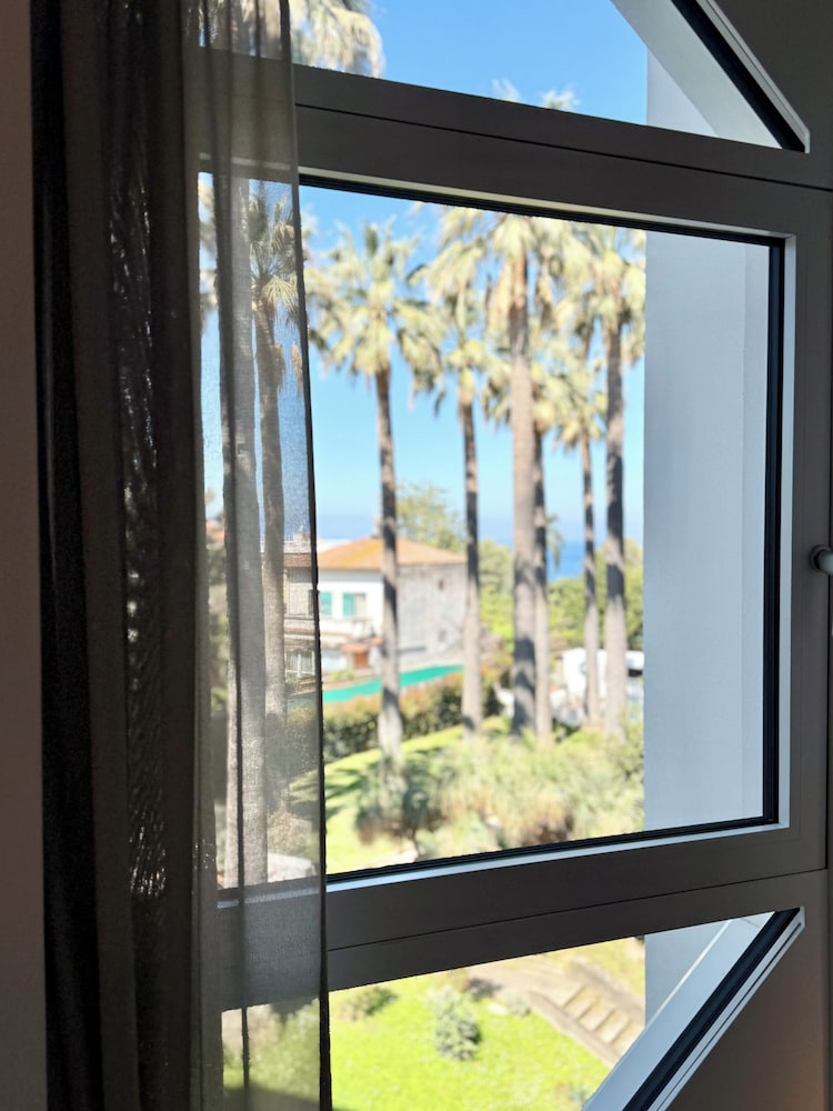 So' Lifestyle Hotel Sorrento — Hotel rooms in Sorrento, Campania