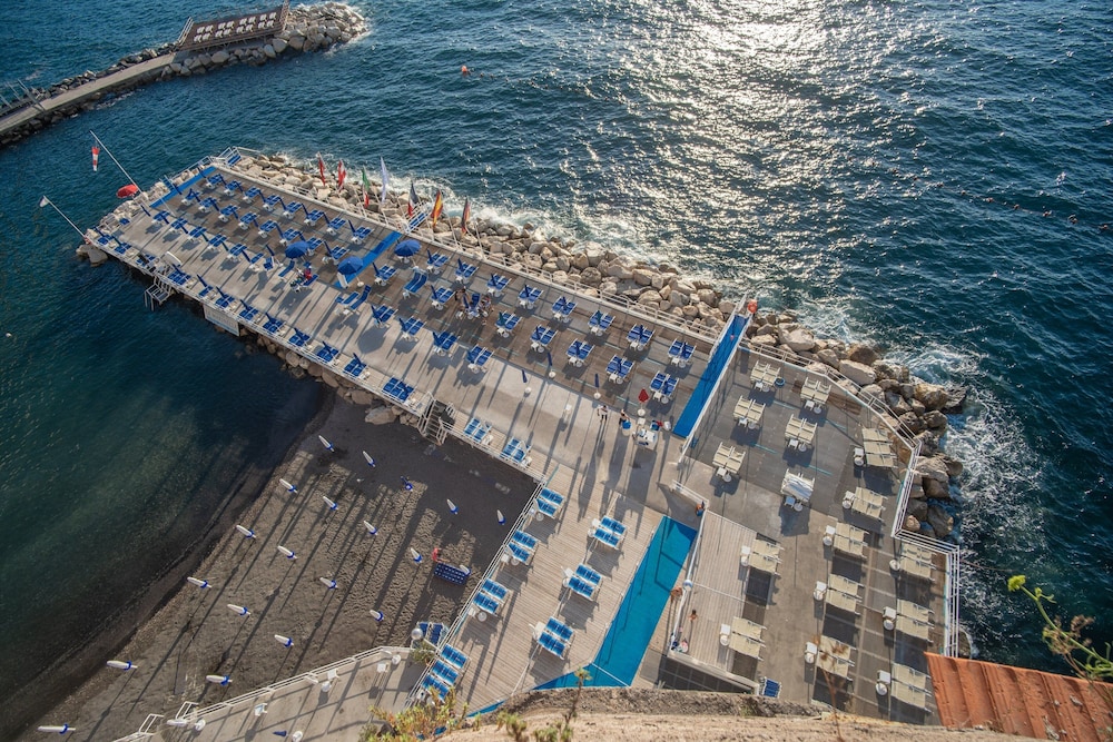 Hotel Mediterraneo - zdjęcie 3