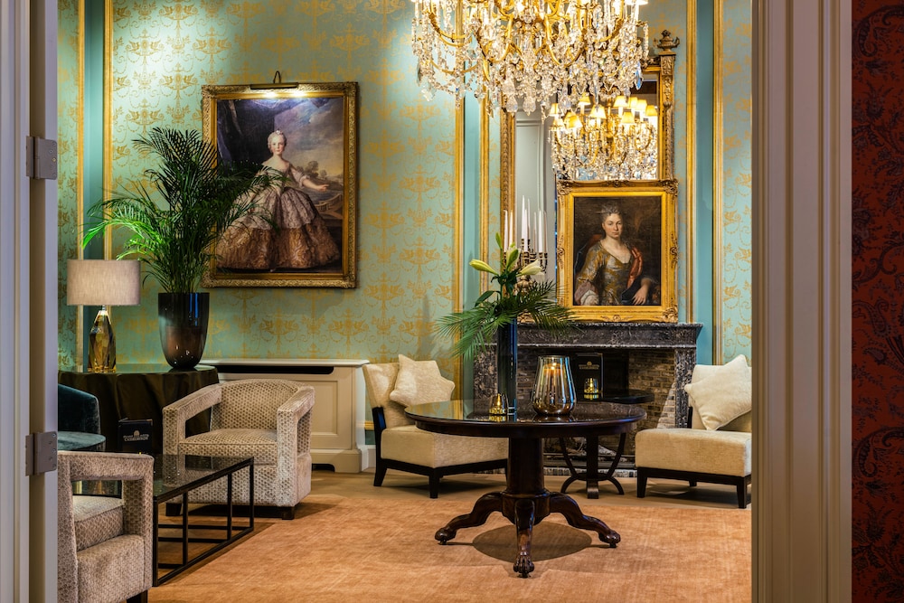 Grand Hotel Casselbergh Bruges — Hotel building in Bruges, Flanders