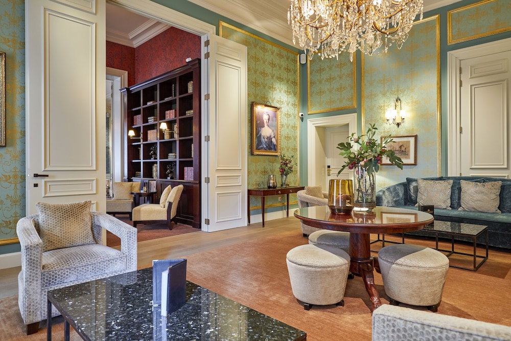 Grand Hotel Casselbergh Bruges — Restaurant & bars in Bruges, Flanders