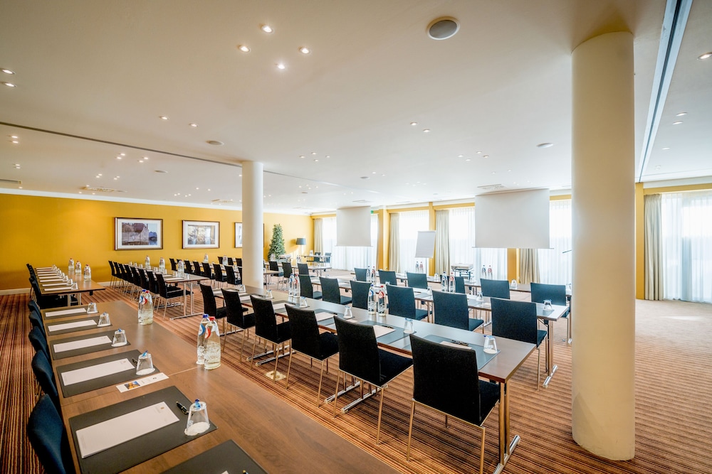 Grand Hotel Casselbergh Bruges — Restaurant & bars in Bruges, Flanders