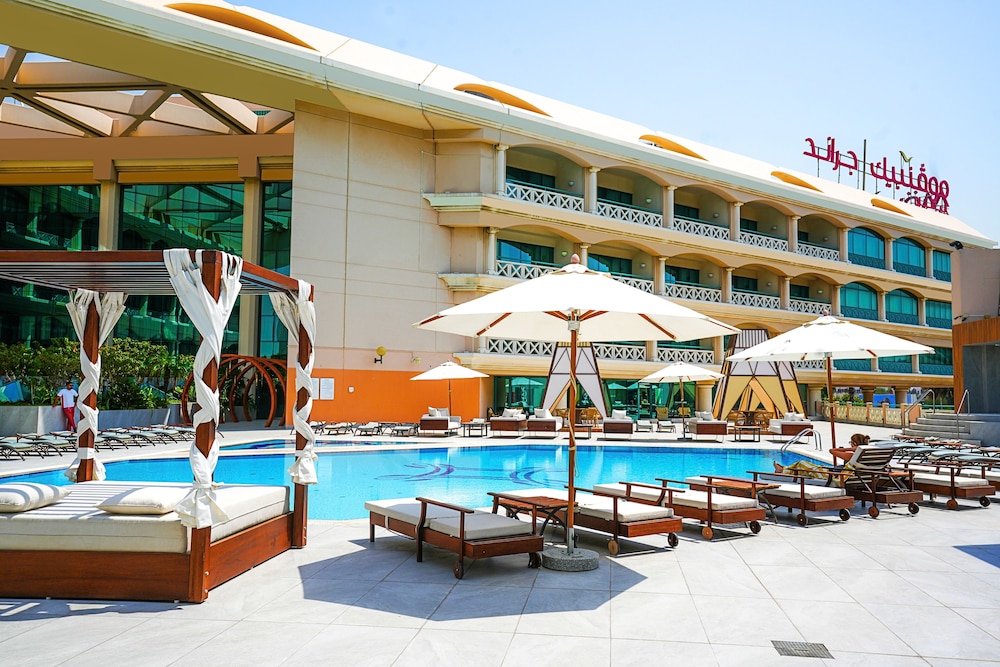 Mövenpick Grand Al Bustan Dubai - zdjęcie 3