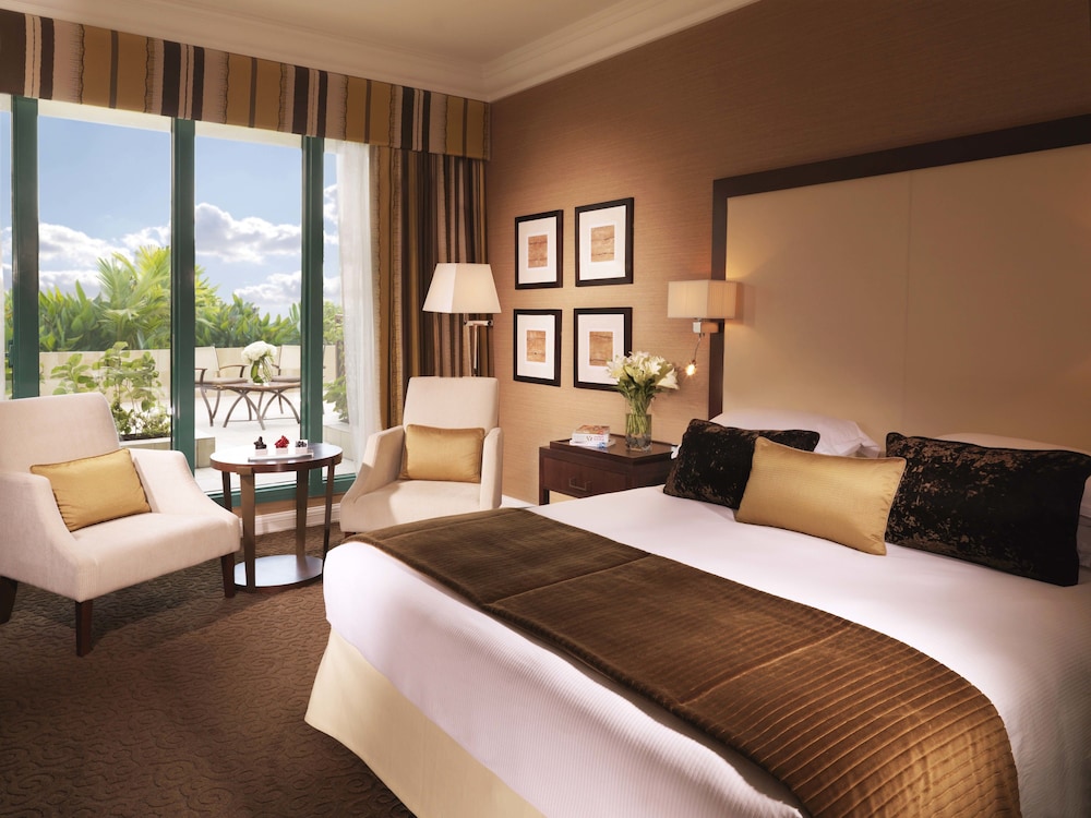 Mövenpick Grand Al Bustan Dubai — Hotel rooms in Dubai