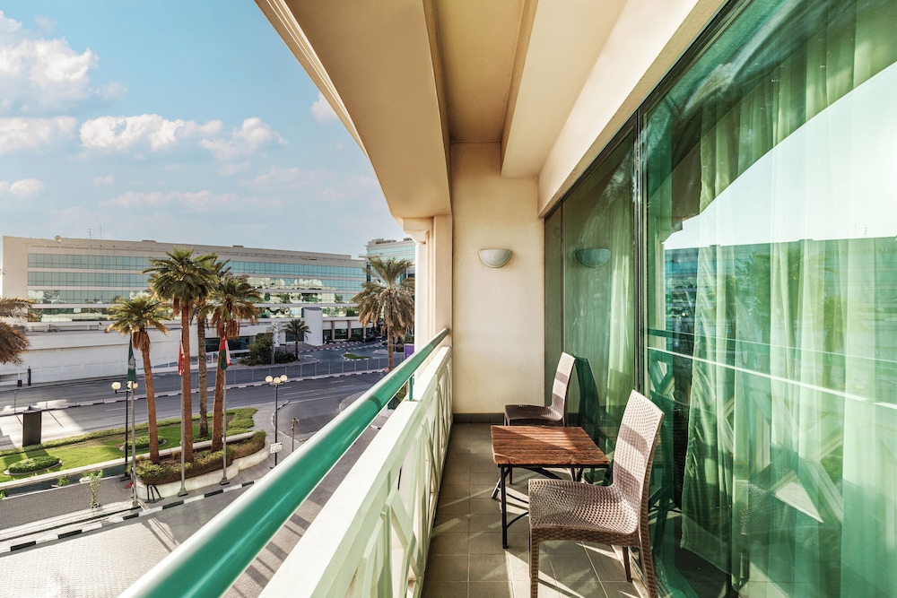 Mövenpick Grand Al Bustan Dubai - zdjęcie 5