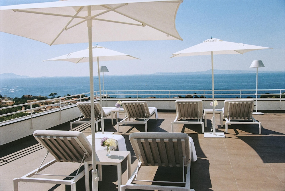 Villa Oriana Relais — Hotel building in Sorrento, Campania