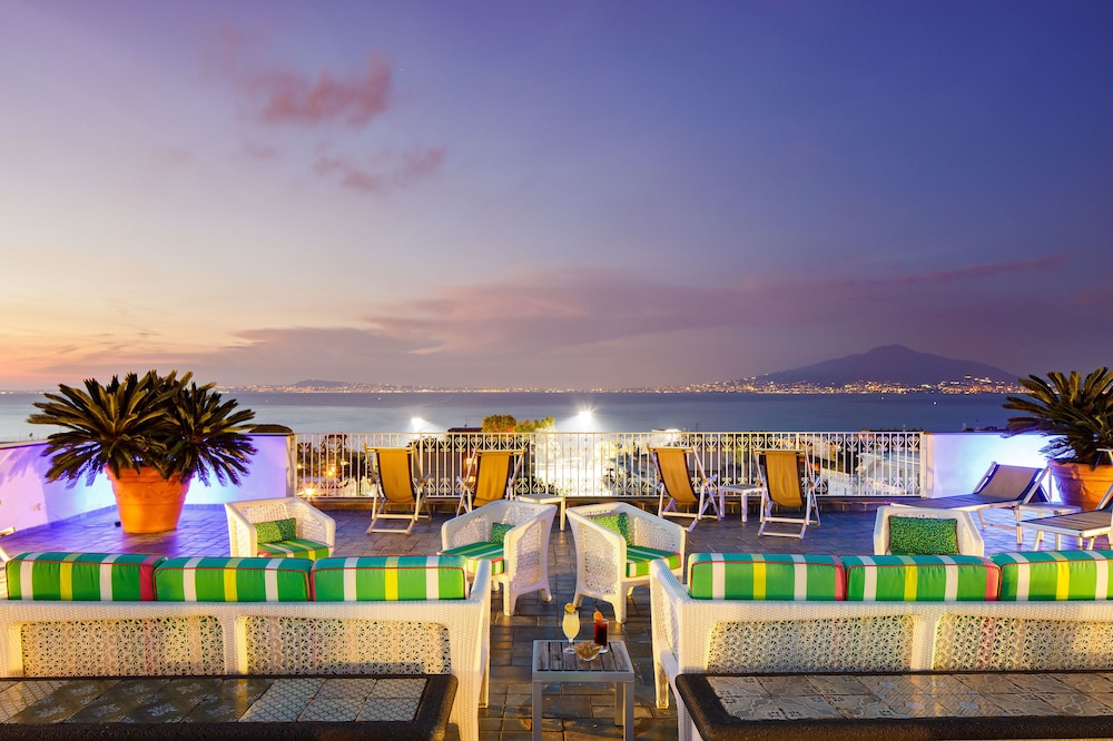 Hotel Zi Teresa — Restaurant & bars in Sorrento, Campania