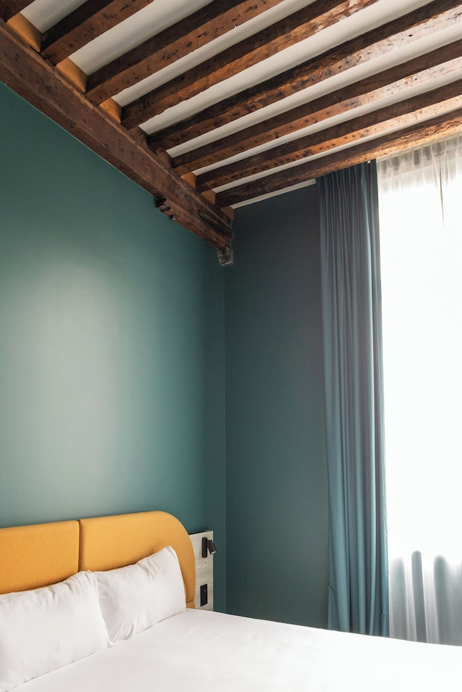 ibis Styles Brugge Centrum — Hotel rooms in Bruges, Flanders