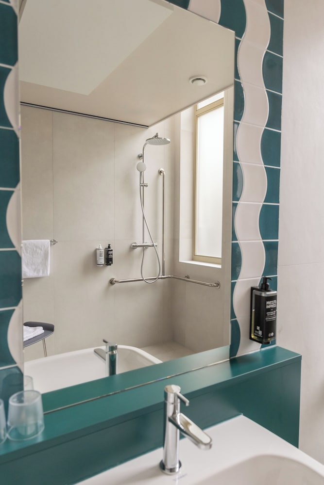 ibis Styles Brugge Centrum — Hotel rooms in Bruges, Flanders