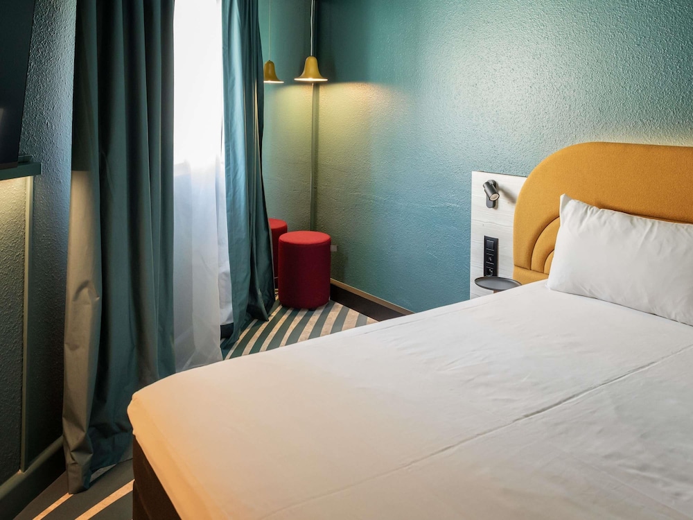 ibis Styles Brugge Centrum — Hotel rooms in Bruges, Flanders