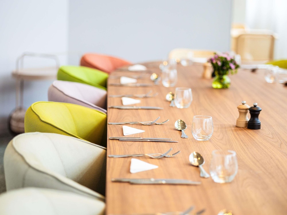 ibis Styles Brugge Centrum — Restaurant & bars in Bruges, Flanders