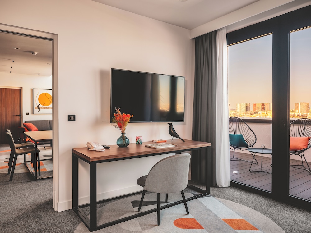 Novotel Paris Vaugirard Montparnasse — Hotel rooms in Paris, Ile-de-France