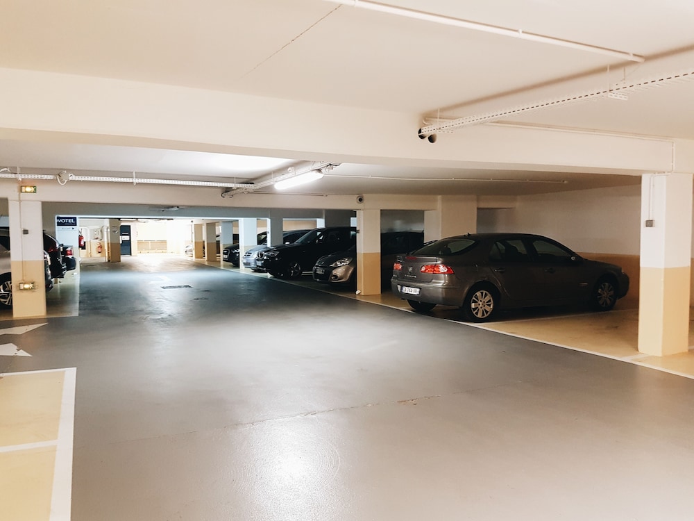 Novotel Paris Vaugirard Montparnasse — Hotel building in Paris, Ile-de-France