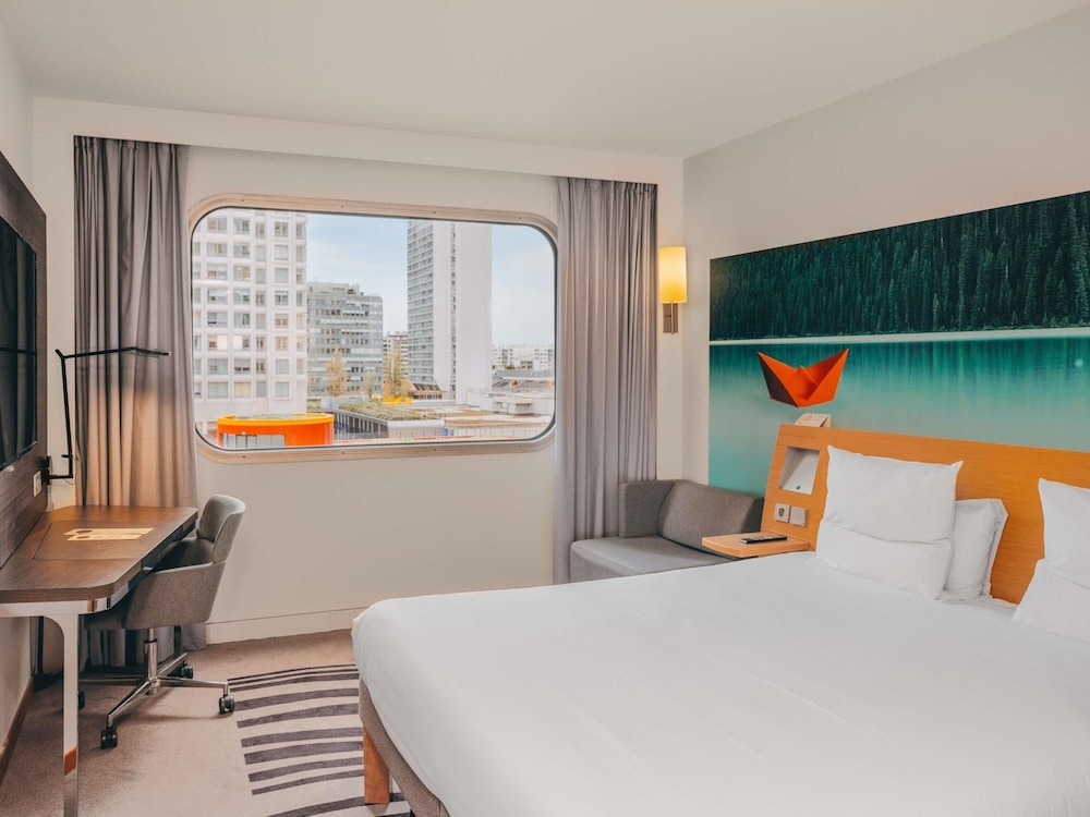 Novotel Paris Centre Tour Eiffel — Hotel rooms in Paris, Ile-de-France