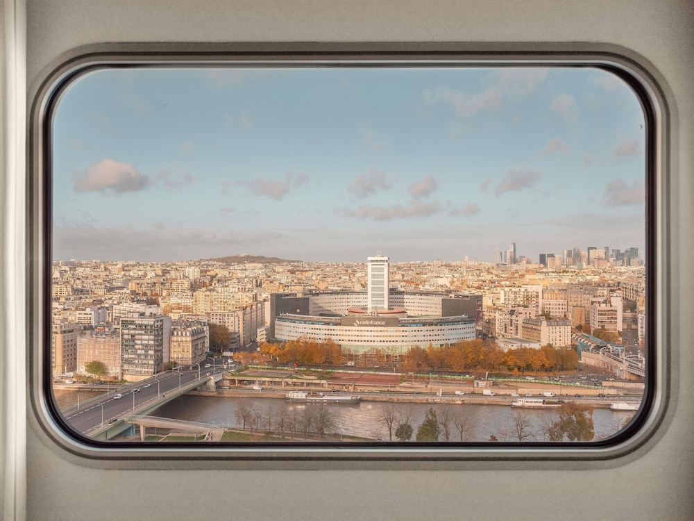 Novotel Paris Centre Tour Eiffel — Attractions in the area in Paris, Ile-de-France