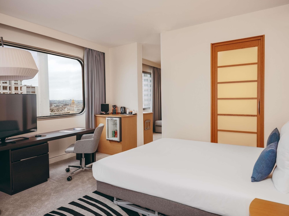 Novotel Paris Centre Tour Eiffel — Hotel rooms in Paris, Ile-de-France