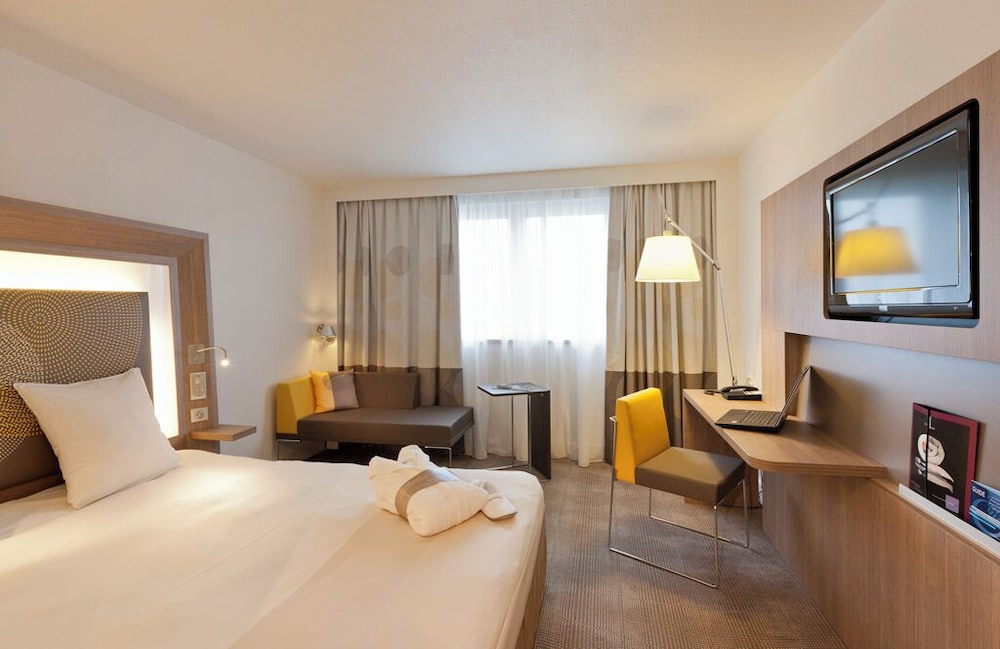 Novotel Paris Les Halles — Hotel rooms in Paris, Ile-de-France