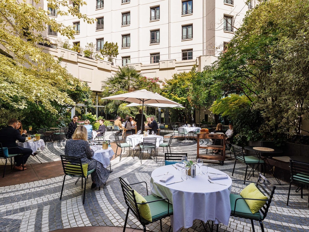 Novotel Paris Les Halles — Restaurant & bars in Paris, Ile-de-France