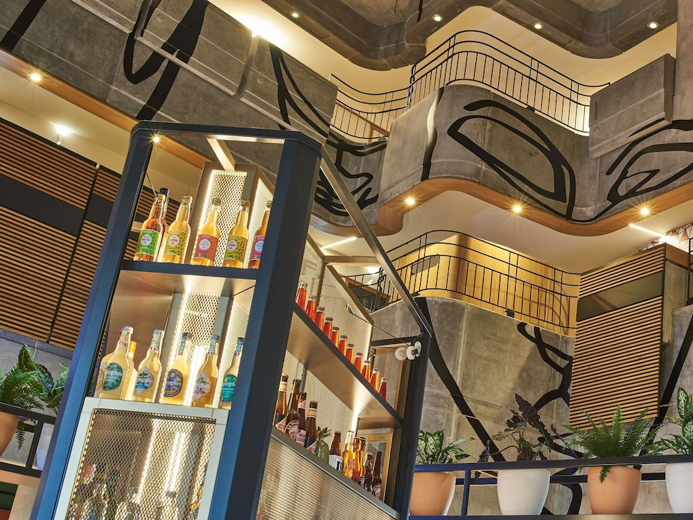 Novotel Paris Gare De Lyon — Hotel building in Paris, Ile-de-France