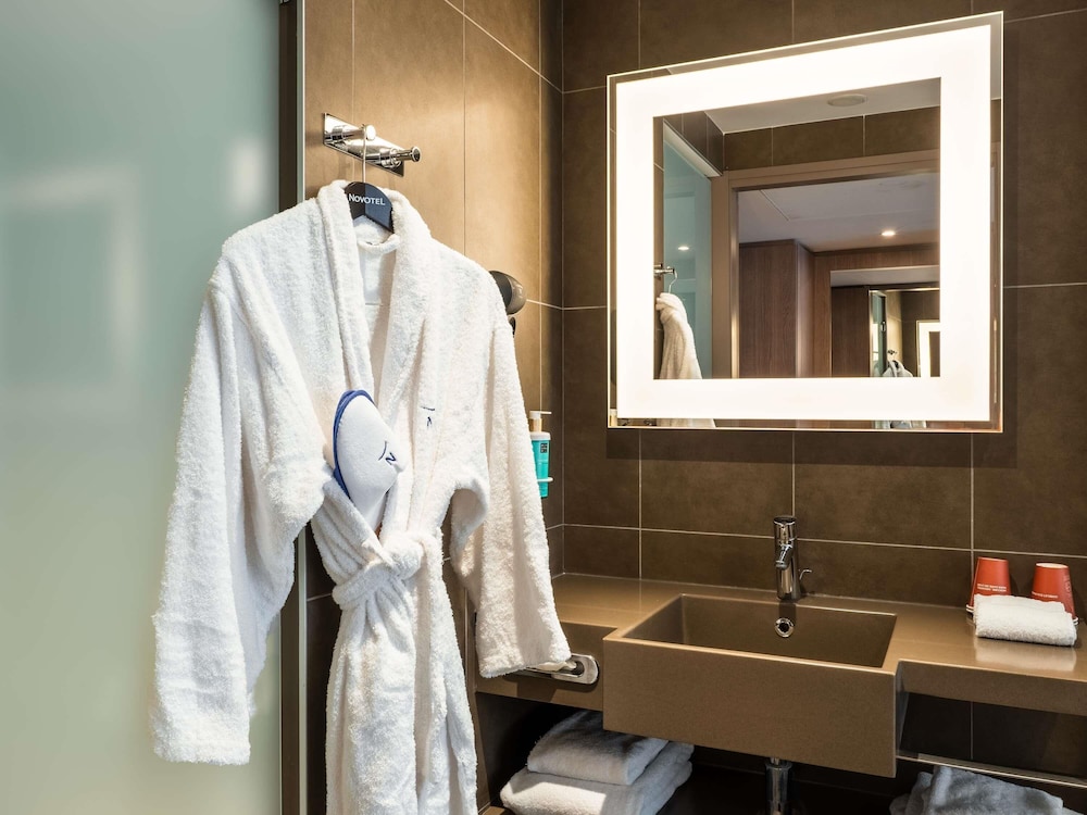 Novotel Paris Gare De Lyon — Hotel rooms in Paris, Ile-de-France