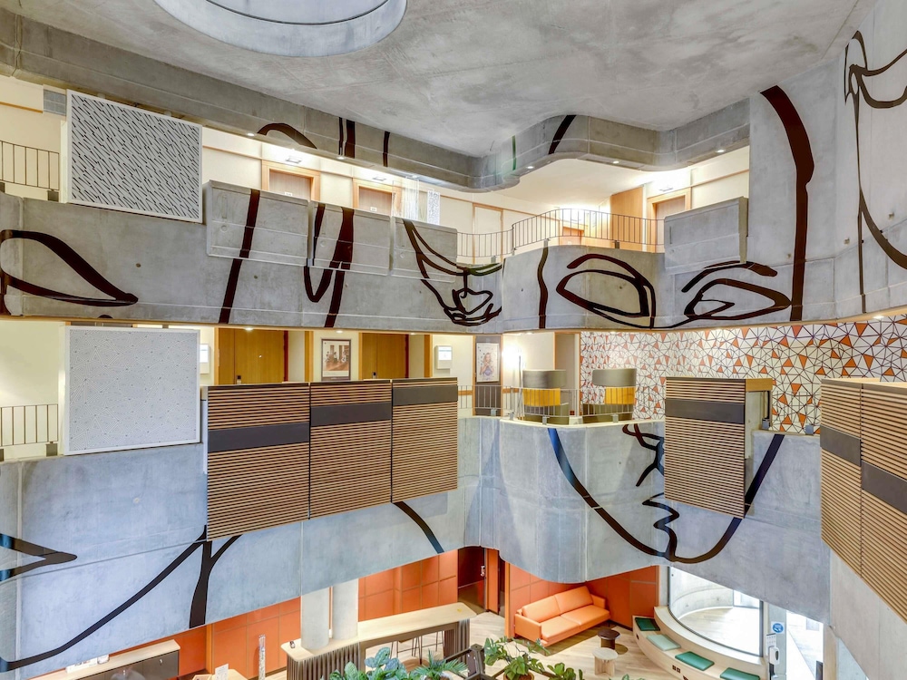 Novotel Paris Gare De Lyon — Hotel building in Paris, Ile-de-France