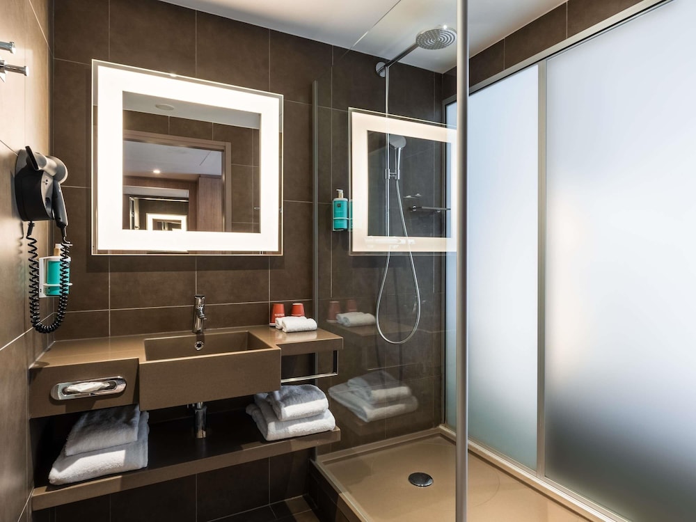 Novotel Paris Gare De Lyon — Hotel rooms in Paris, Ile-de-France