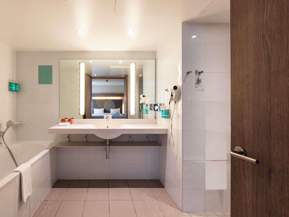 Novotel Paris Gare De Lyon — Hotel rooms in Paris, Ile-de-France
