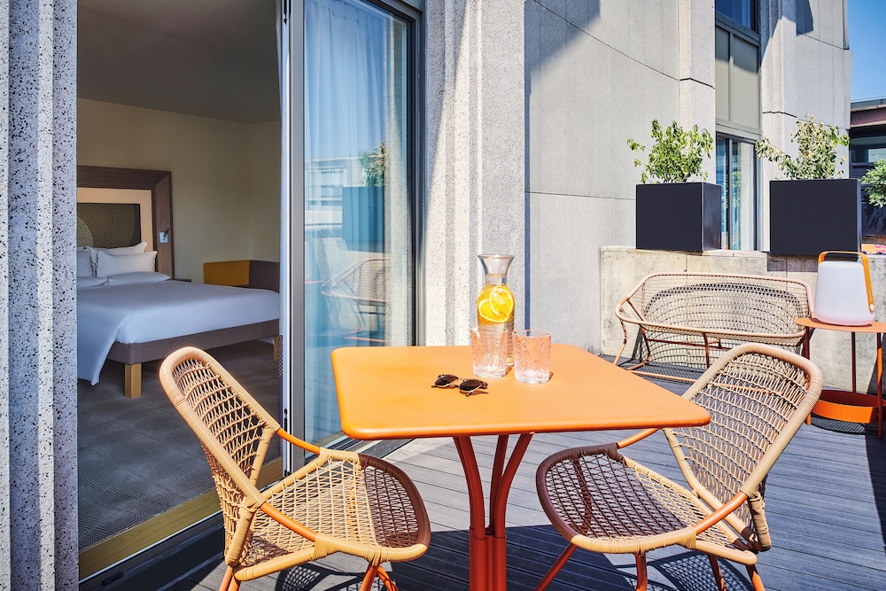Novotel Paris Gare De Lyon — Hotel rooms in Paris, Ile-de-France