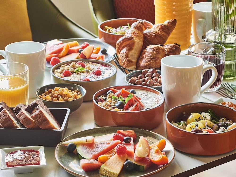 Novotel Paris Gare De Lyon — Restaurant & bars in Paris, Ile-de-France