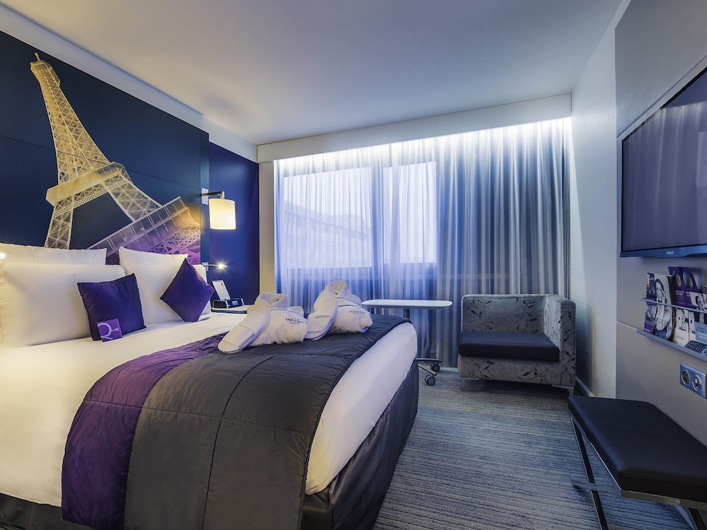 Mercure Paris Centre Tour Eiffel — Hotel rooms in Paris, Ile-de-France