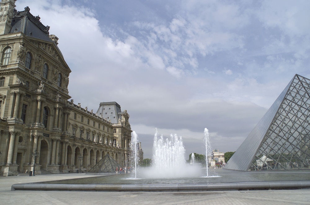 Mercure Paris Centre Tour Eiffel — Attractions in the area in Paris, Ile-de-France