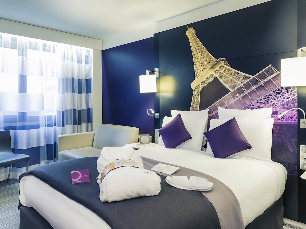 Mercure Paris Centre Tour Eiffel — Hotel rooms in Paris, Ile-de-France