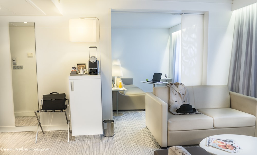 Mercure Paris Centre Tour Eiffel — Hotel rooms in Paris, Ile-de-France
