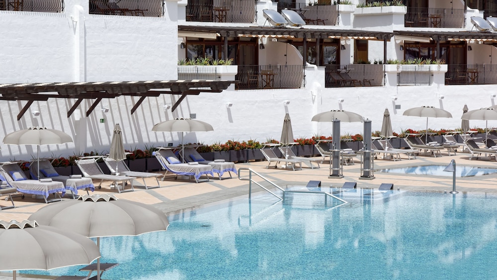 Idyll Suites - Adults Only — Swimming pool in Puerto Rico, Canary Islands