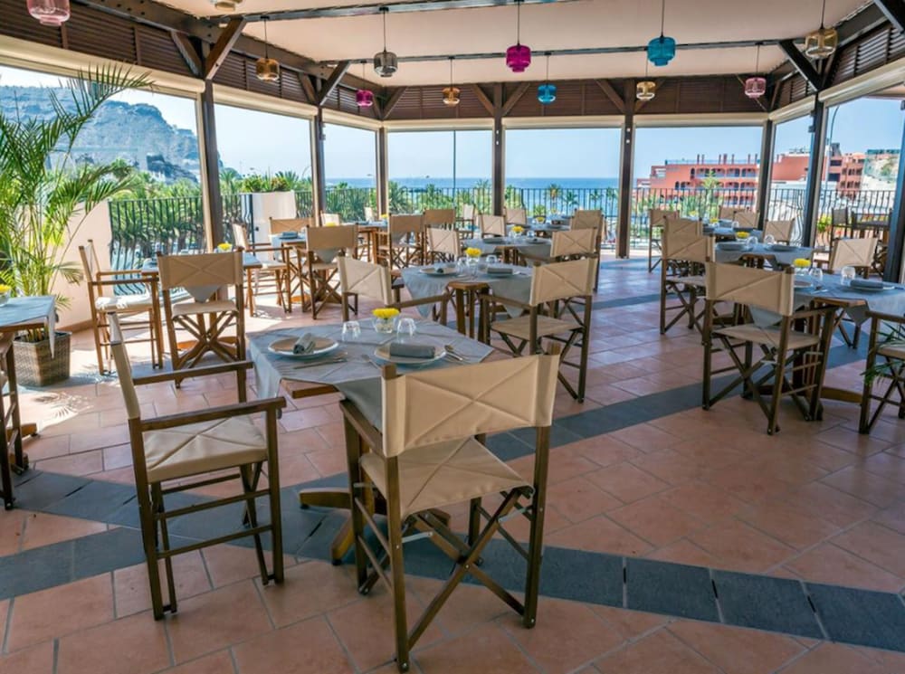 Idyll Suites - Adults Only — Restaurant & bars in Puerto Rico, Canary Islands