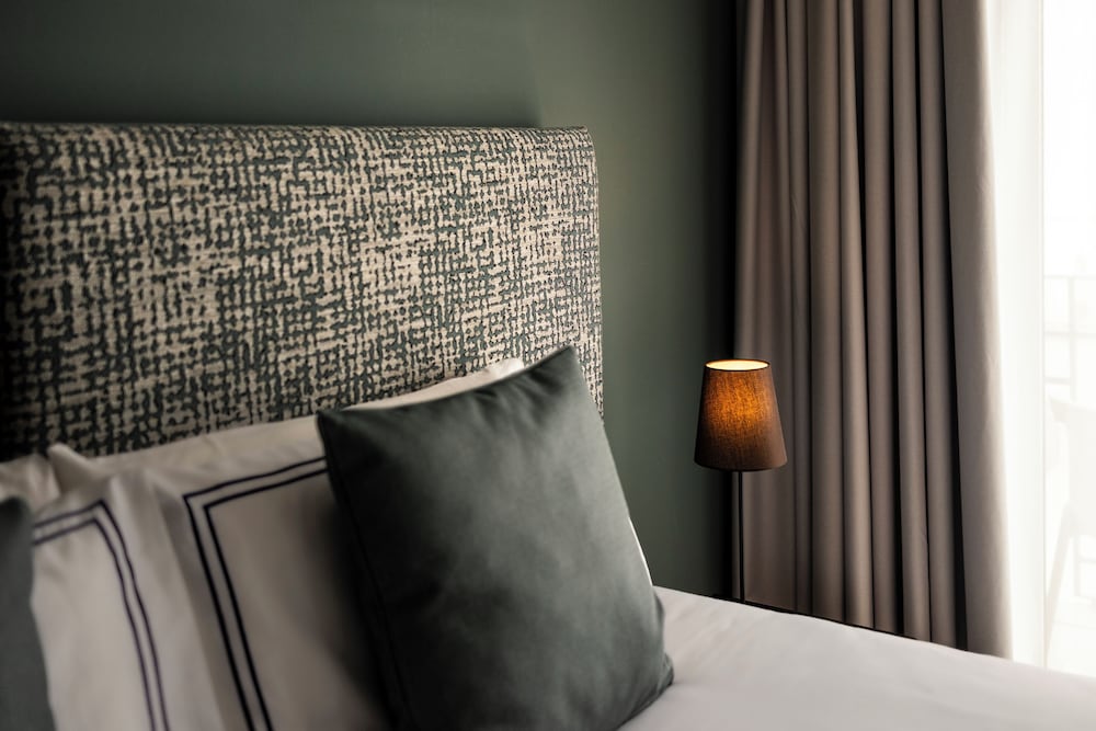 Waterfront — Hotel rooms in Sliema, Malta Island