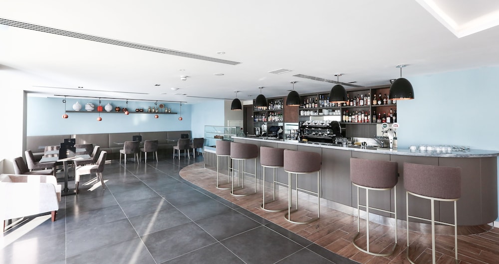 Waterfront — Restaurant & bars in Sliema, Malta Island
