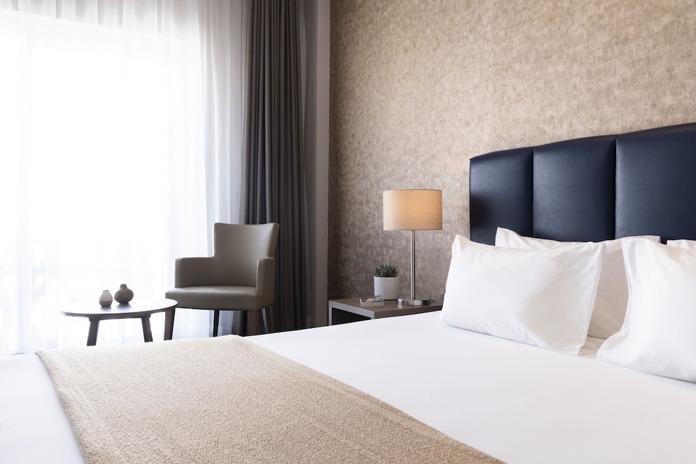 Waterfront — Hotel rooms in Sliema, Malta Island