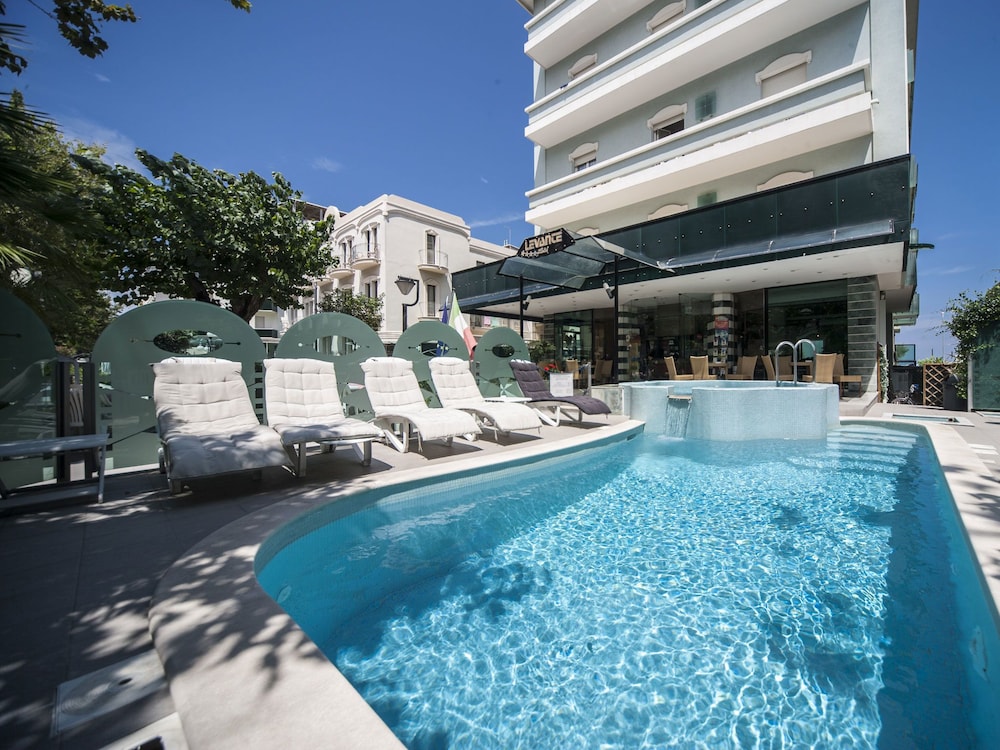 Hotel Levante - zdjęcie 2