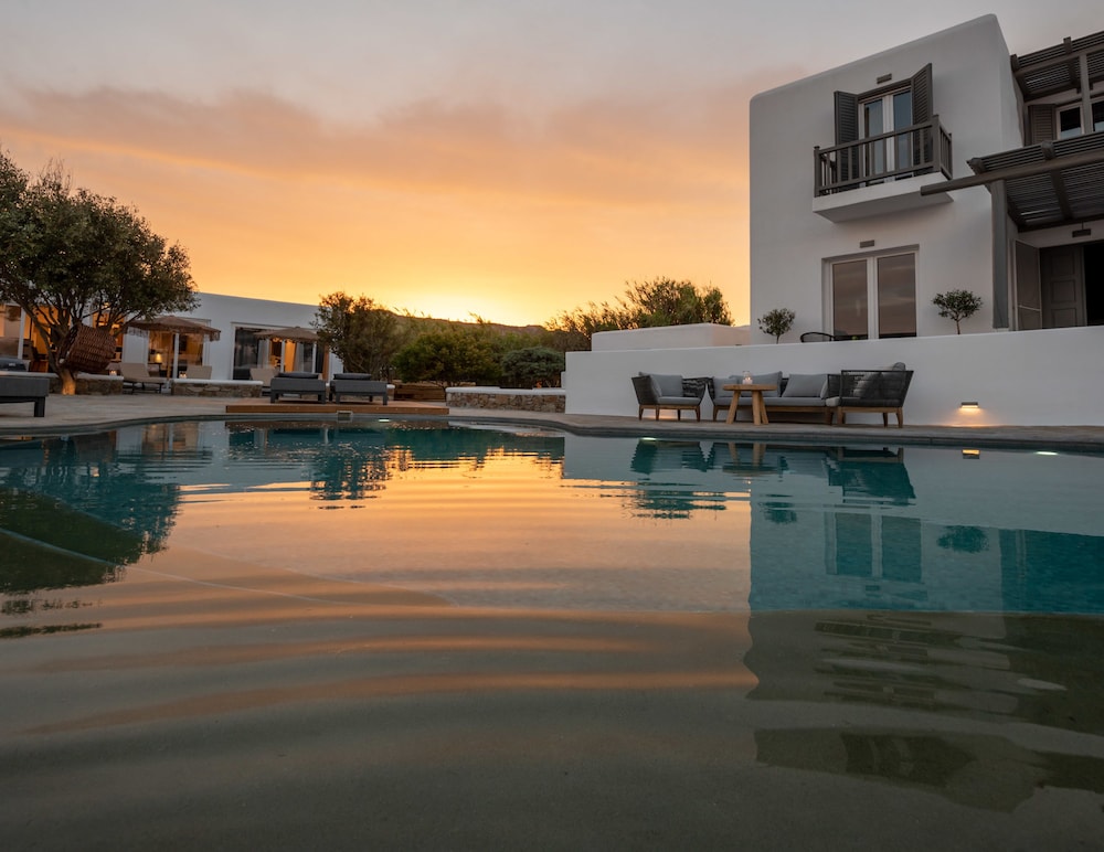 Olive Mykonos Villas — Main photo in Ano Mera, South Aegean