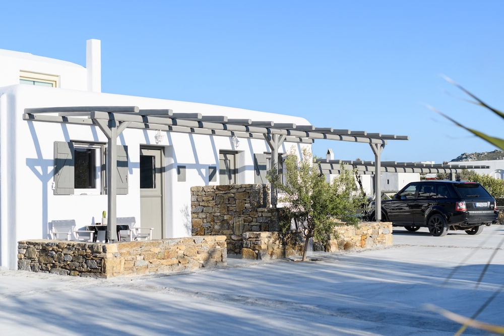 Olive Mykonos Villas — Restaurant & bars in Ano Mera, South Aegean