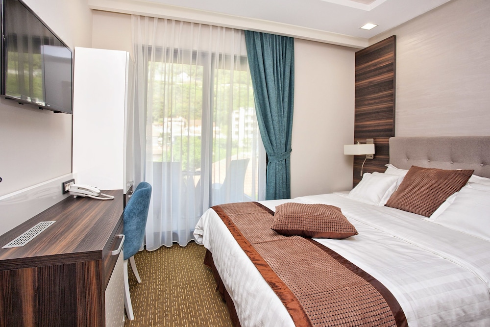 Hotel ACD Wellness & Spa — Hotel rooms in Herceg Novi, Herceg Novi Municipality
