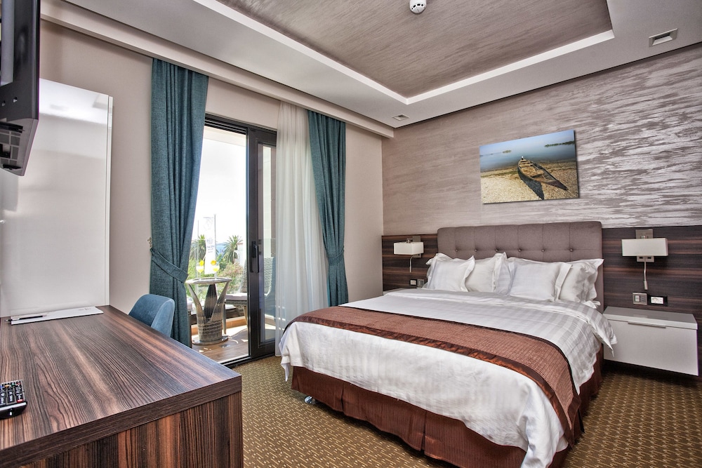 Hotel ACD Wellness & Spa — Hotel rooms in Herceg Novi, Herceg Novi Municipality
