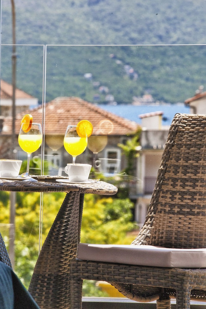 Hotel ACD Wellness & Spa — Restaurant & bars in Herceg Novi, Herceg Novi Municipality