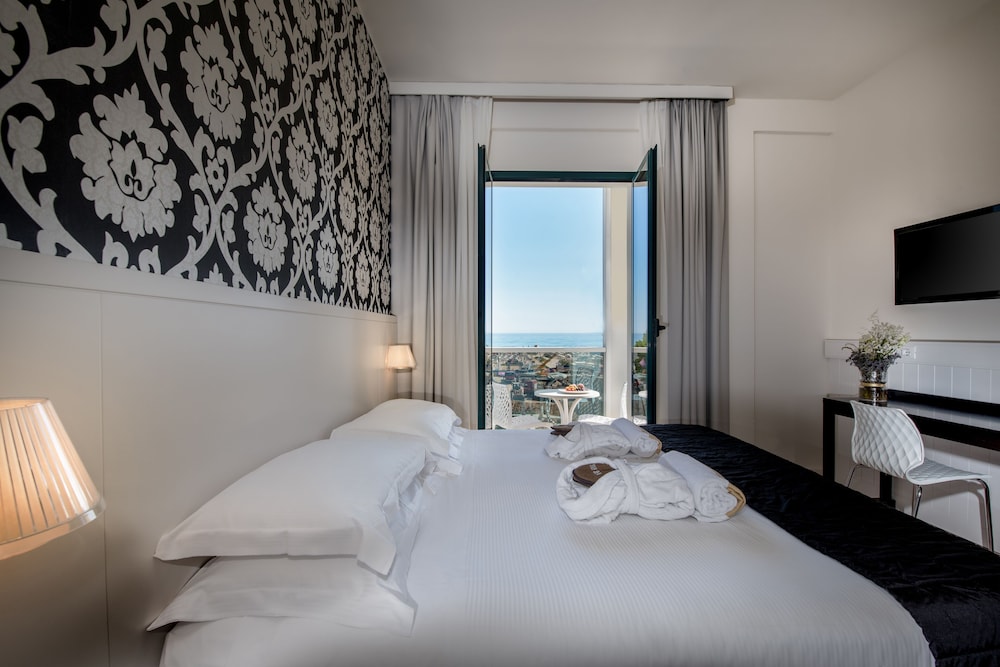 Hotel Villa Rosa Riviera - zdjęcie 4