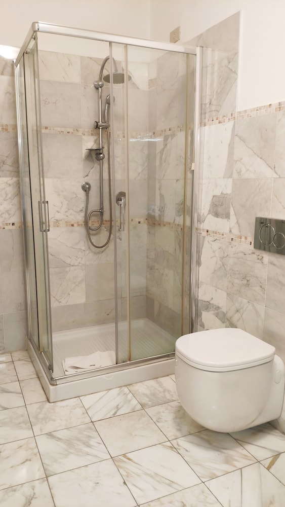 Grand Hotel Duomo — Hotel rooms in Pisa, Tuscany
