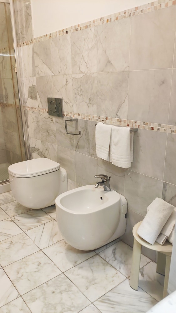 Grand Hotel Duomo — Hotel rooms in Pisa, Tuscany