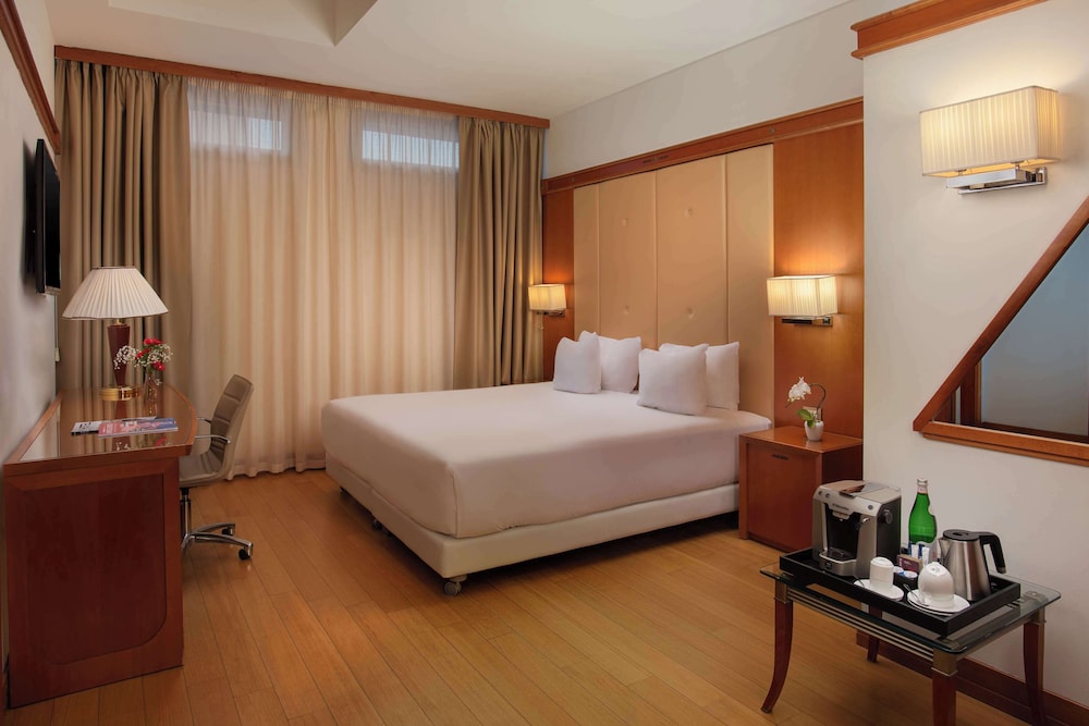 NH Pisa — Hotel rooms in Pisa, Tuscany