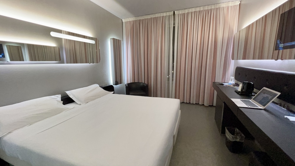 Hotel San Ranieri - zdjęcie 4